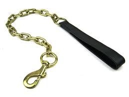 MAYA Premium Brass Dog Chain – pure brass, premium finish, attractive packaging — view 4